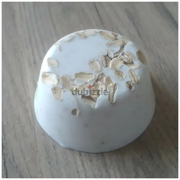 صابونه الشوفان والعسل برائحه الورد للبشره