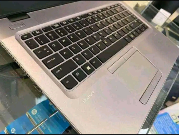 لاب توب Hp بحاله جيده للبيع