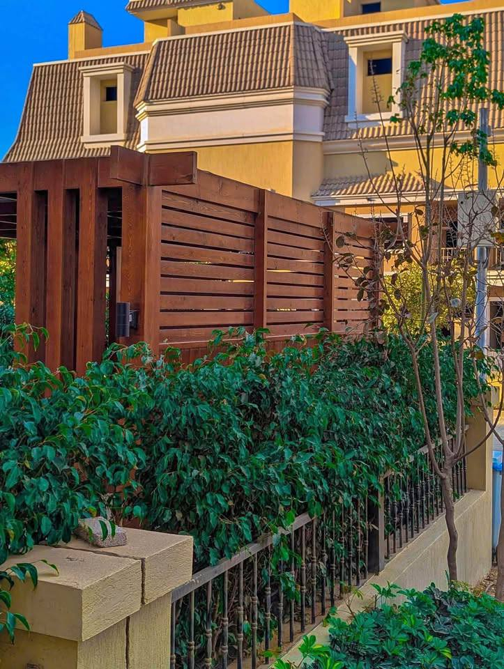 فيلا ستاندالون للبيع امام التجمع الخامس