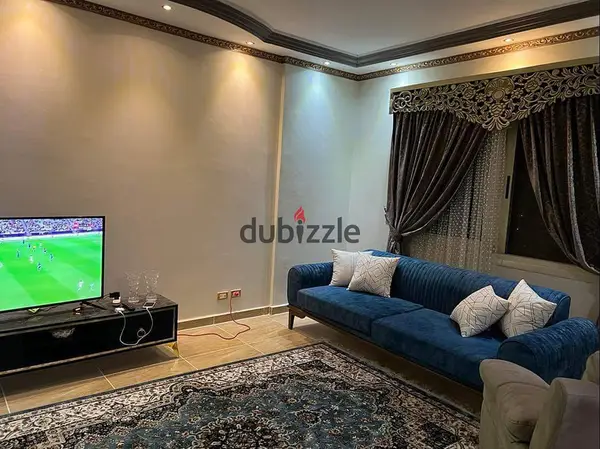 شقة أرضي مفروشة مودرن بحديقة خاصة في كومباوند الخمائل، الشيخ زايد