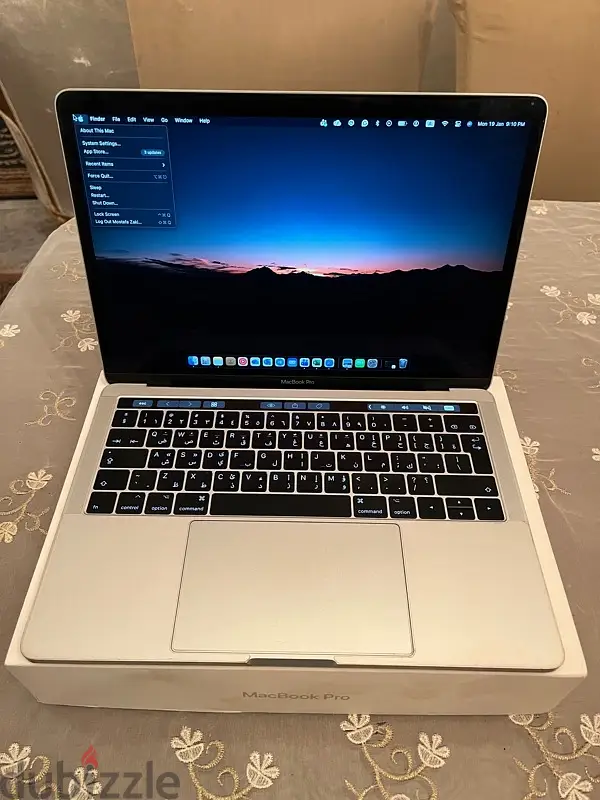 MacBook pro 2017 13 inch
