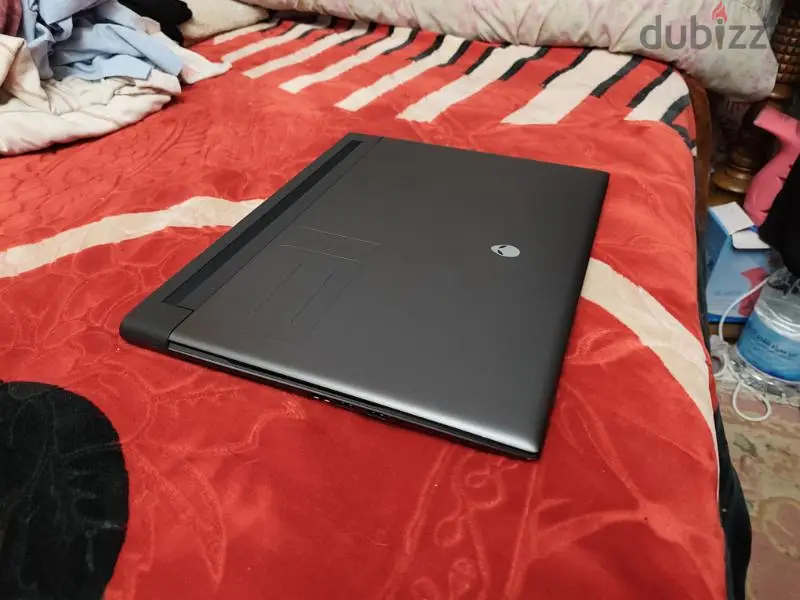 Alienware m18 R2 i9 14th rtx 4080