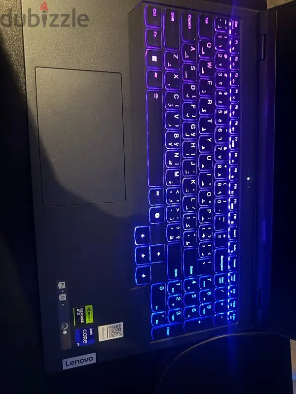 وحش الالعاب من لينوفو لاب توب استخدام يوم واحذ فقط معاه كل مشتملاته