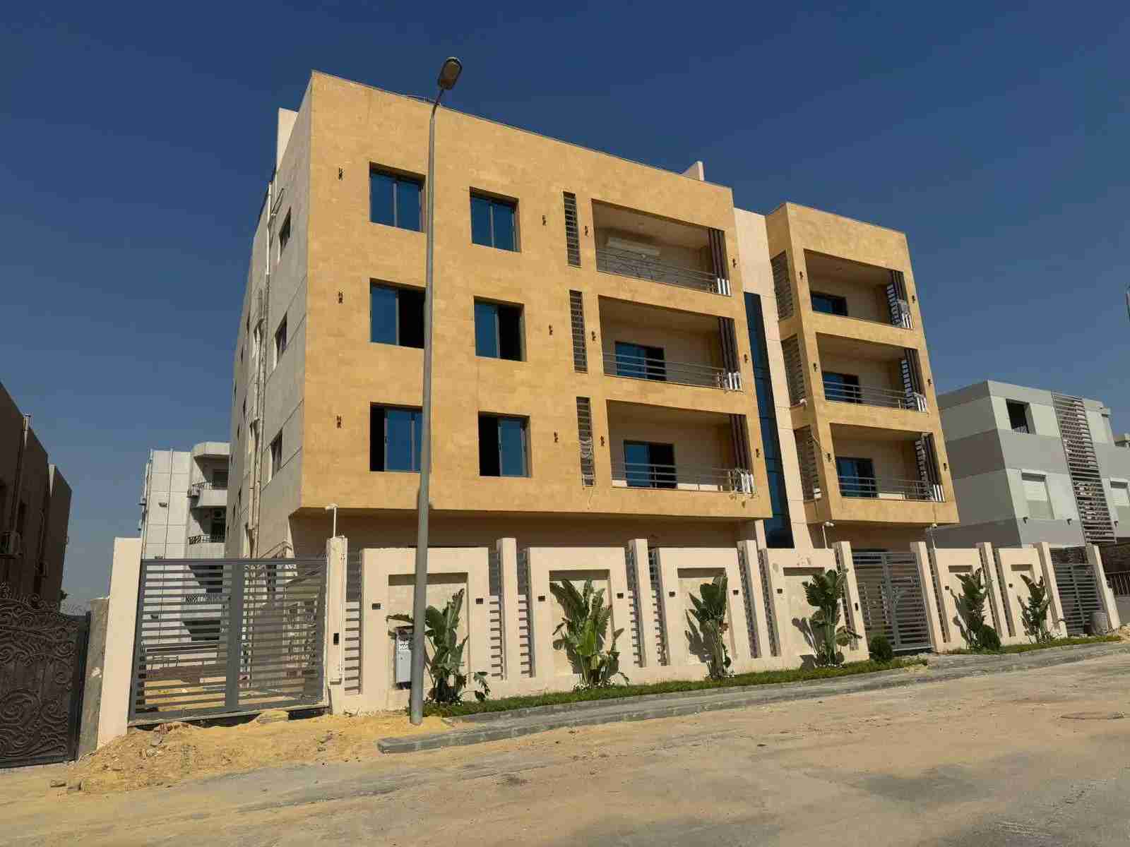 شقة للبيع في الشويفات