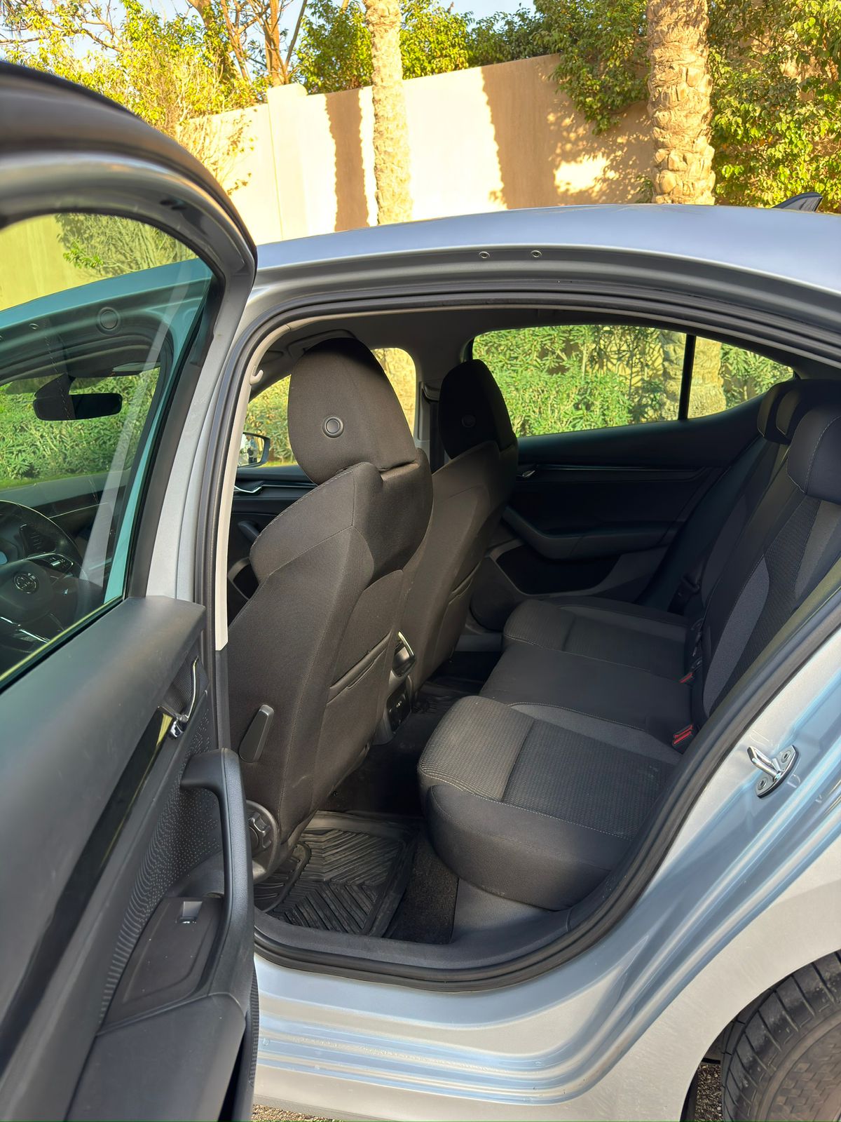 🧿 اسكودا اوكتافيا موديل 2022 🧿 🔷 عداد 75 الف كيلو  🔷 امبشن  🔷 اول مالك من الزيرو  🔷 لا تحتاج اي مصاريف  🔷 فابريكة بالكامل يوجد حكة بسيطة في الباب اليمين  🔷 البيع بعقد مسجل  🔷 مرور القاهرة الجديدة  🔷 معاينة مدينة نصر  🔷 مطلوب فيها مليون 350 الف أن شاء الله