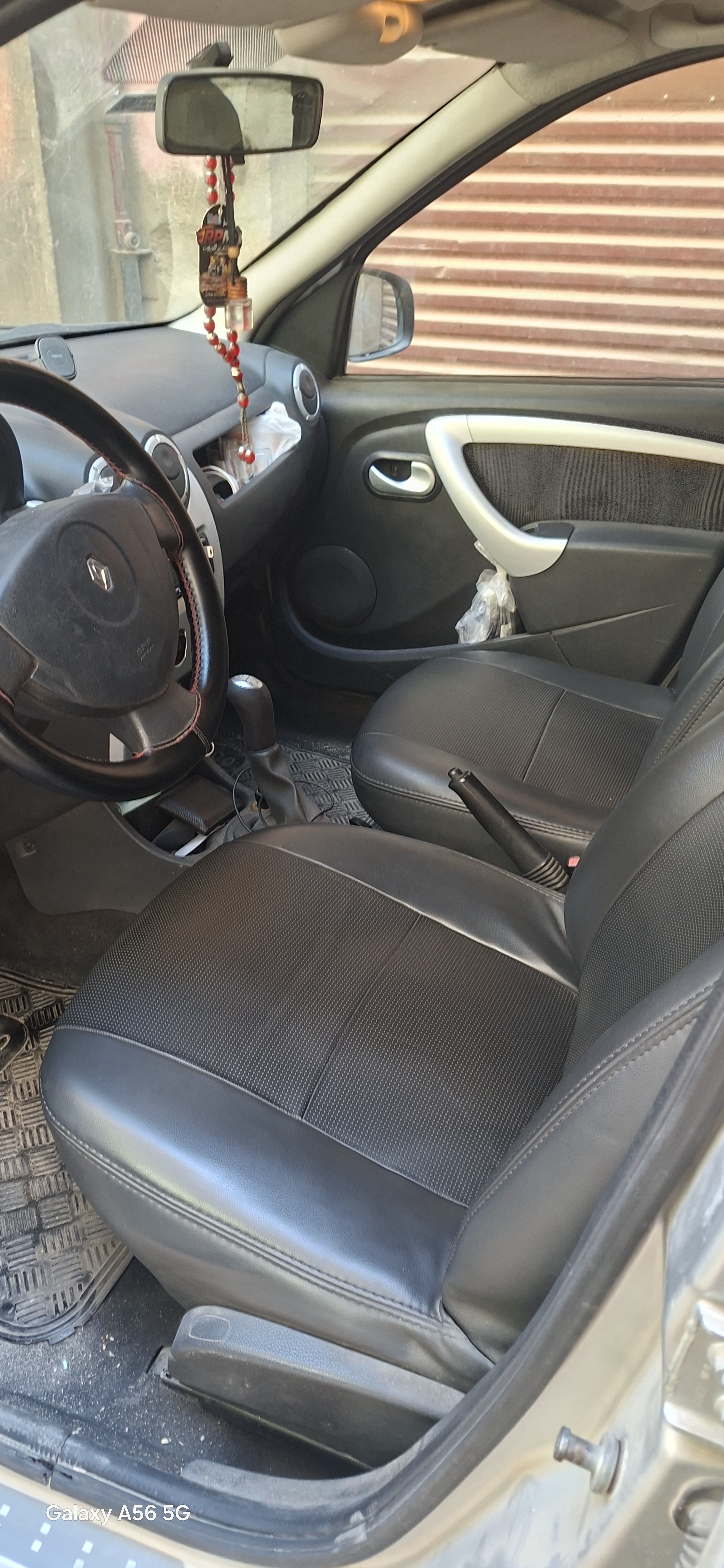 لوجان موديل ٢٠١٠ 