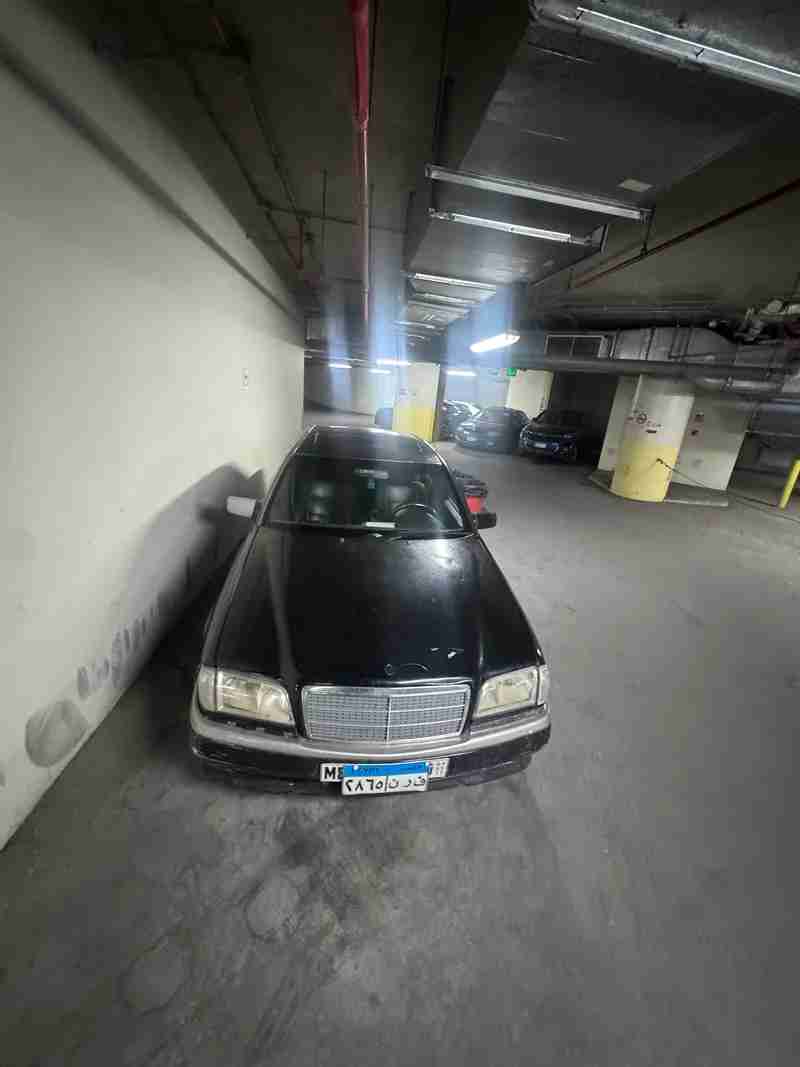 مرسيدس بنز الفئه c 1999
