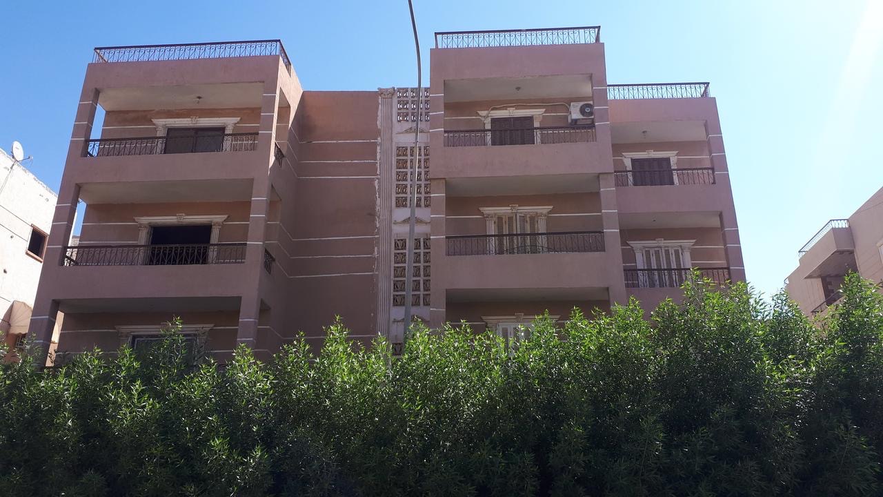 شقق للبيع ٣ غرف العبور تشطيب كامل