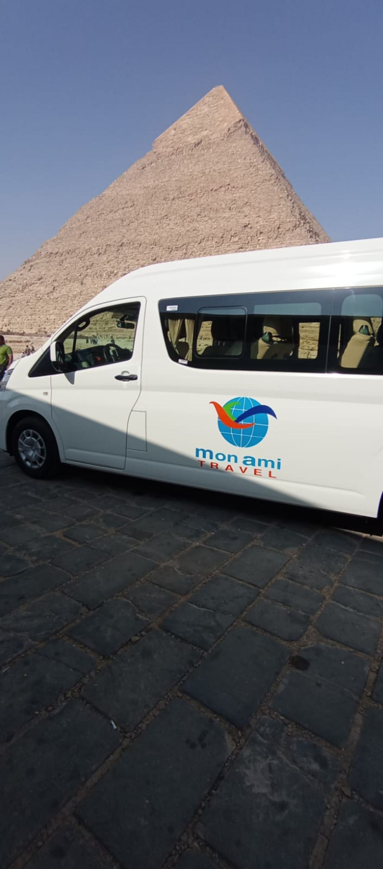 تويوتا باص 2026-استئجار سيارة ليموزين وباصات مطار VIP
