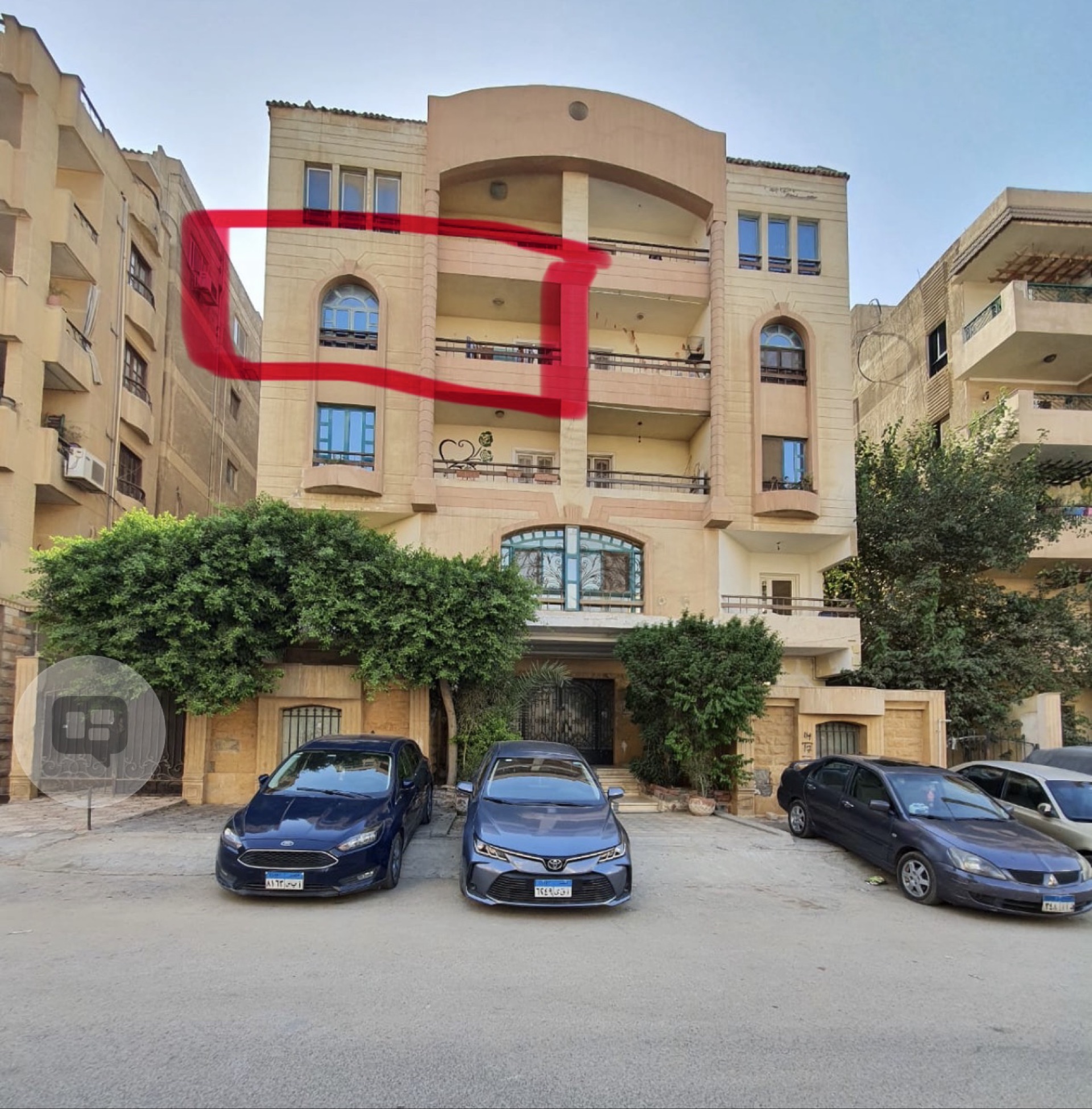 شقق للبيع 4 غرف 200م المقطم تشطيب كامل